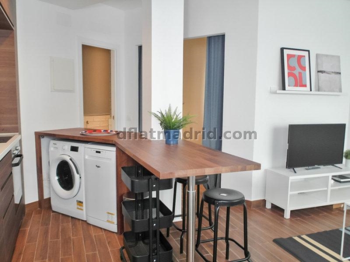 Apartamento Acogedor en Tetuan de 1 Dormitorio #1778 en Madrid