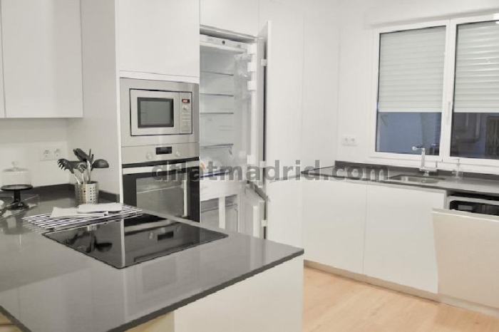 Apartamento Céntrico en Chamberi de 3 Dormitorios #1781 en Madrid