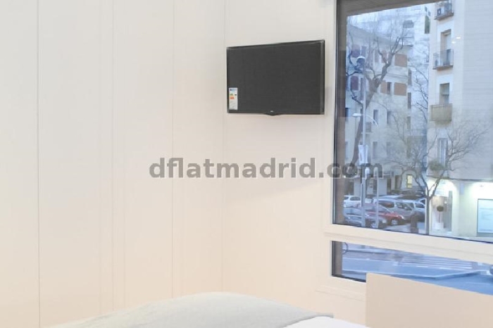 Apartamento Céntrico en Chamberi de 3 Dormitorios #1781 en Madrid