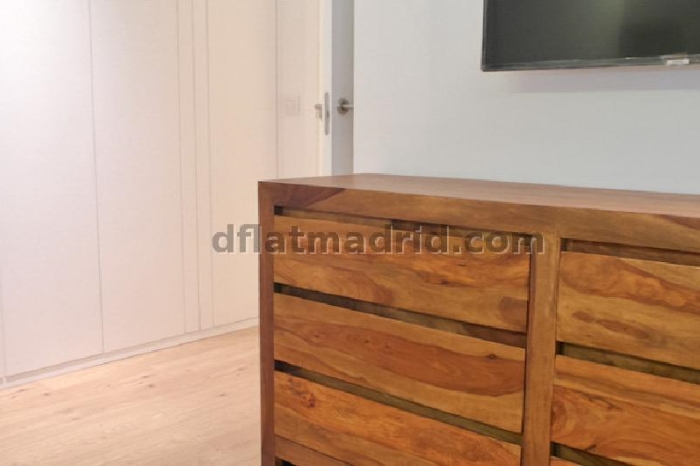 Apartamento Céntrico en Chamberi de 3 Dormitorios #1781 en Madrid