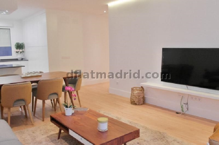 Apartamento Céntrico en Chamberi de 3 Dormitorios #1781 en Madrid