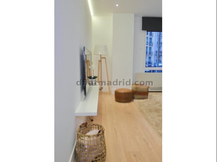 Apartamento Céntrico en Chamberi de 3 Dormitorios #1781 en Madrid