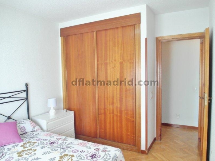 Apartamento Amplio en Moratalaz de 3 Dormitorios con terraza #456 en Madrid