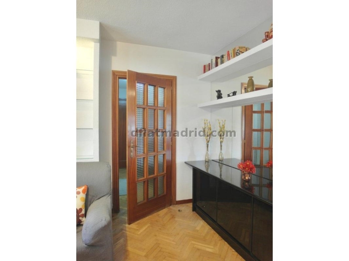 Apartamento Amplio en Moratalaz de 3 Dormitorios con terraza #456 en Madrid