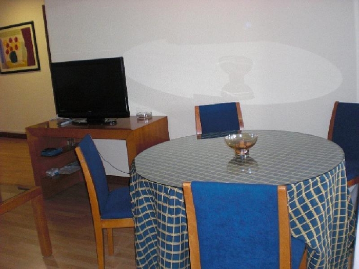 Apartamento Amplio en Chamartin de 1 Dormitorio #521 en Madrid