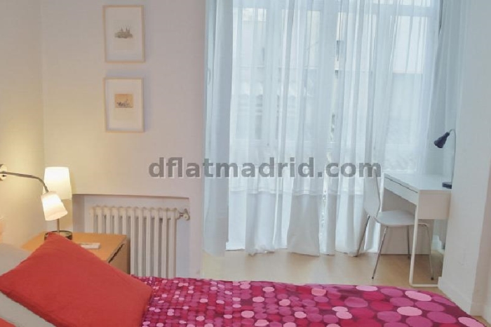 Apartamento Amplio en Chamartin de 2 Dormitorios con terraza #651 en Madrid