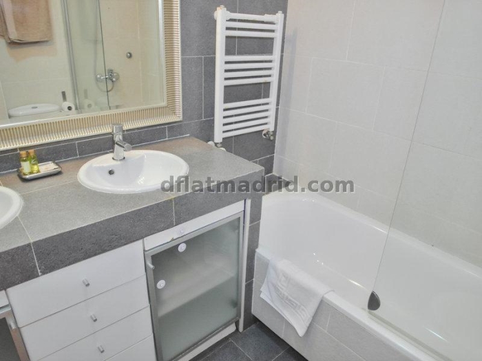 Apartamento Amplio en Chamartin de 2 Dormitorios con terraza #651 en Madrid