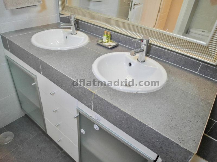 Apartamento Amplio en Chamartin de 2 Dormitorios con terraza #651 en Madrid