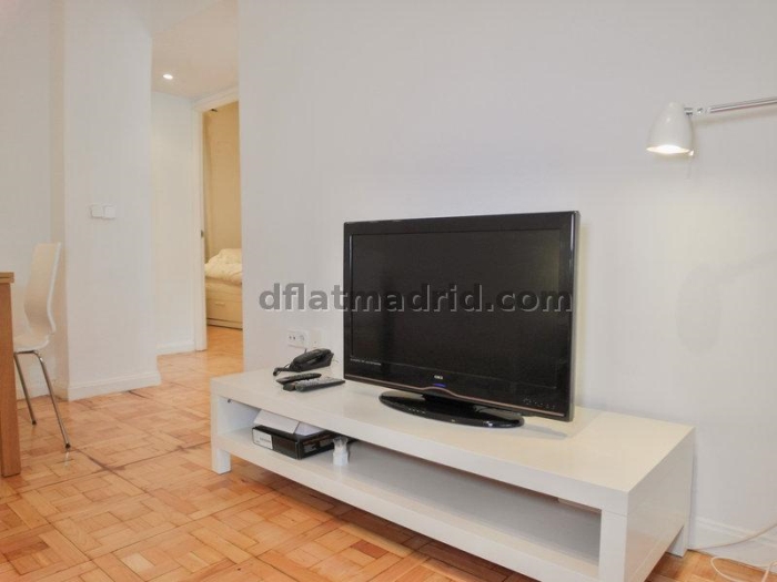 Apartamento Amplio en Chamartin de 2 Dormitorios con terraza #651 en Madrid