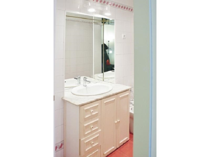 Apartamento Luminoso en Chamartin de 2 Dormitorios #652 en Madrid