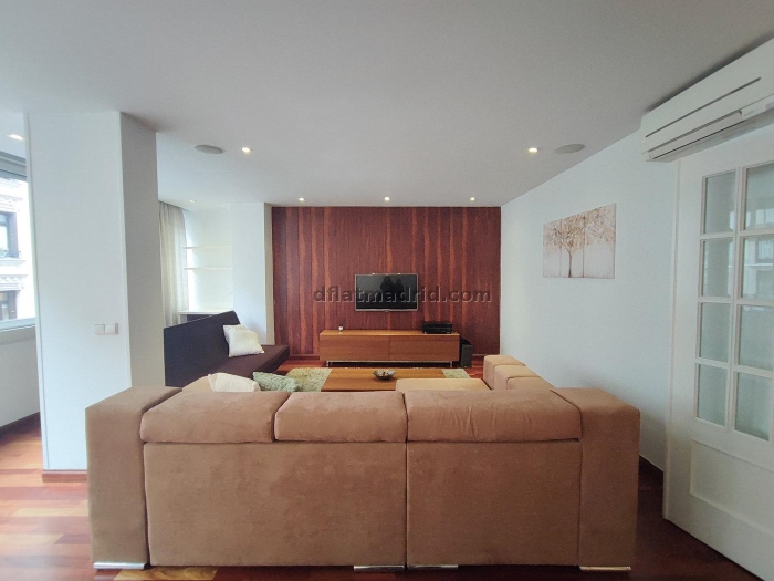 Central Apartment in Salamanca of 3 Bedrooms #882 in Madrid