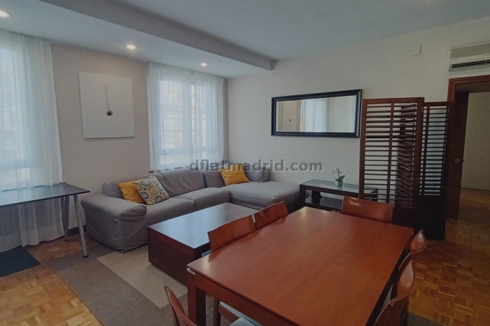 Apartamento Luminoso en Chamartin de 2 Dormitorios #900 en Madrid