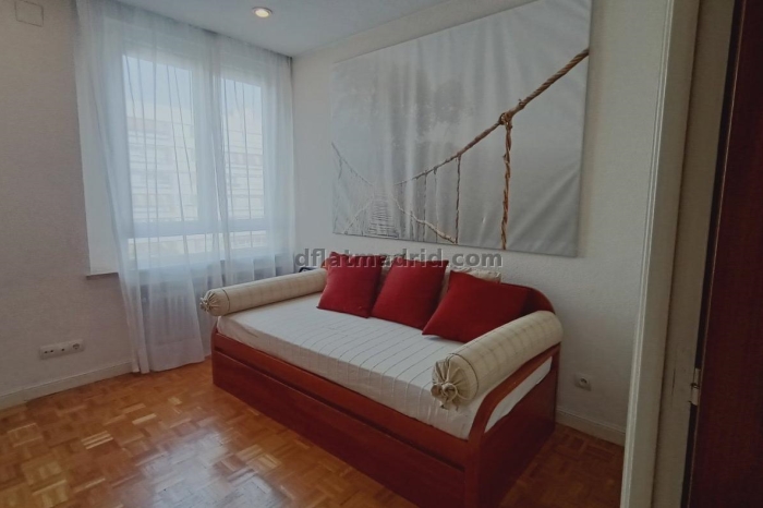 Apartamento Luminoso en Chamartin de 2 Dormitorios #900 en Madrid