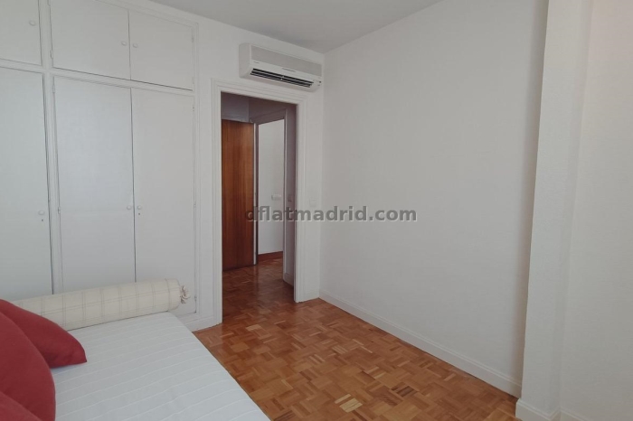 Apartamento Luminoso en Chamartin de 2 Dormitorios #900 en Madrid