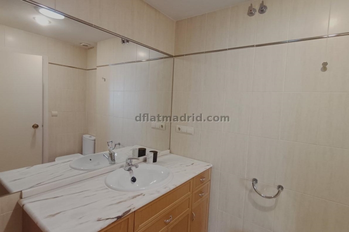 Apartamento Luminoso en Chamartin de 2 Dormitorios #900 en Madrid