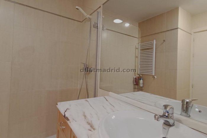 Apartamento Luminoso en Chamartin de 2 Dormitorios #900 en Madrid