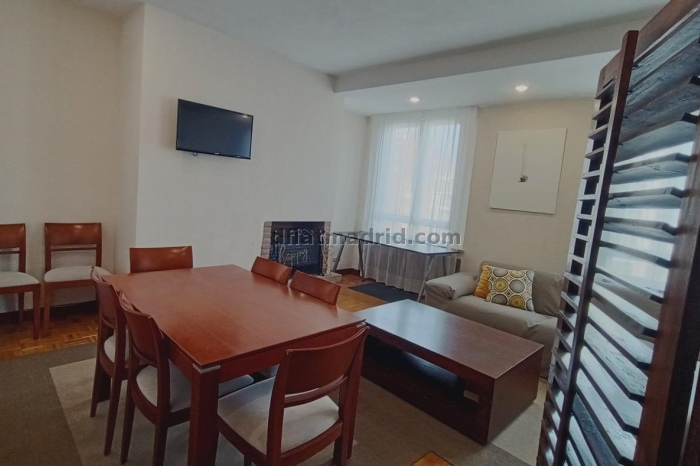 Apartamento Luminoso en Chamartin de 2 Dormitorios #900 en Madrid