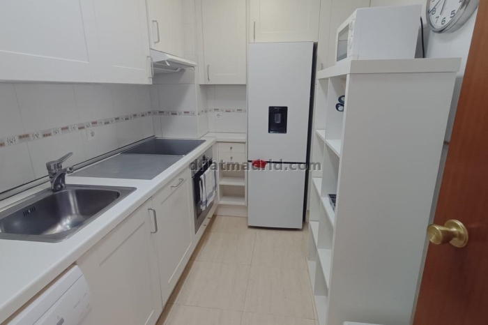 Apartamento Luminoso en Chamartin de 2 Dormitorios #900 en Madrid