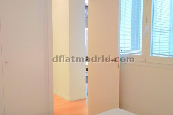 Quiet Apartment in Centro of 1 Bedroom #1019 in Madrid