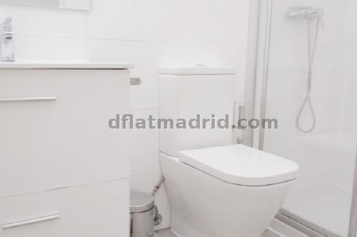 Quiet Apartment in Centro of 1 Bedroom #1019 in Madrid