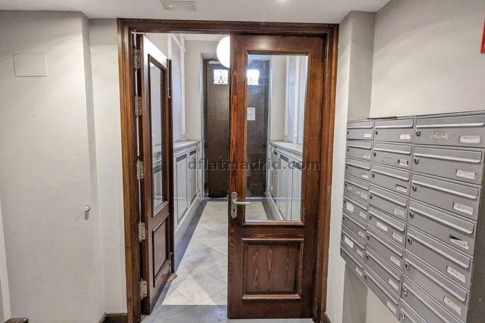 Apartamento Amplio en Centro de 3 Dormitorios #1020 en Madrid