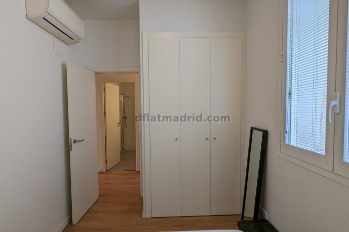 Spacious Apartment in Centro of 3 Bedrooms #1020 in Madrid