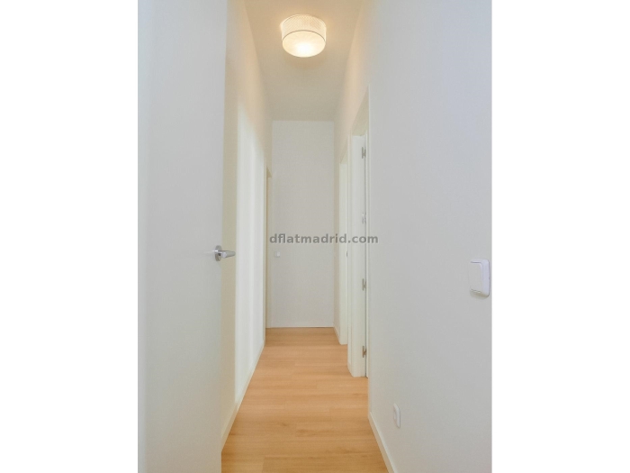 Apartamento Luminoso en Centro de 2 Dormitorios #1021 en Madrid