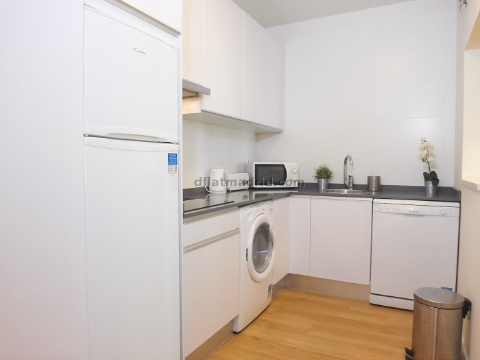 Apartamento Amplio en Centro de 3 Dormitorios #1025 en Madrid