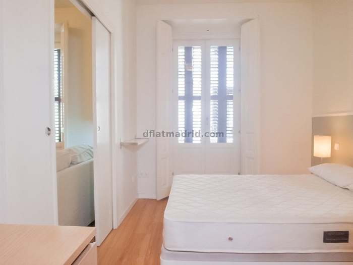 Apartamento Amplio en Centro de 3 Dormitorios #1025 en Madrid