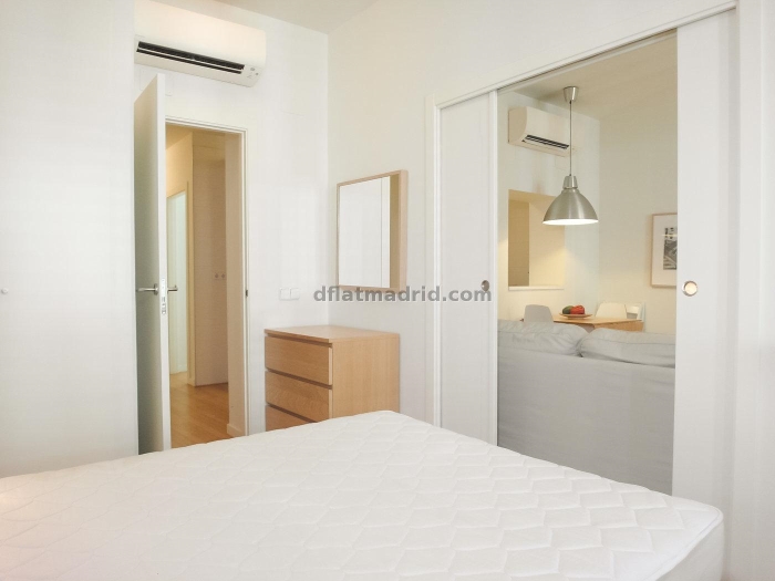 Spacious Apartment in Centro of 3 Bedrooms #1025 in Madrid