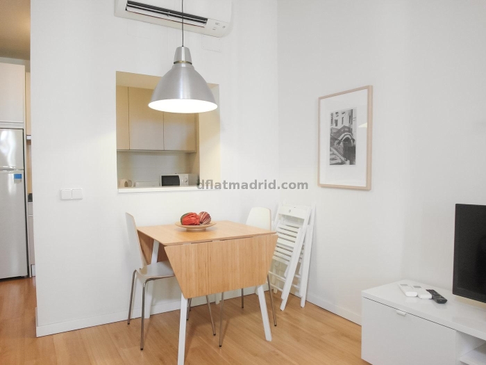 Apartamento Amplio en Centro de 3 Dormitorios #1025 en Madrid