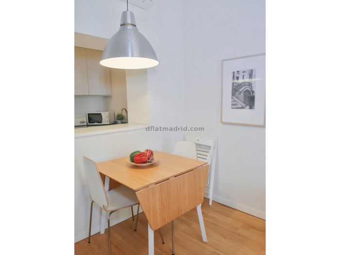 Apartamento Amplio en Centro de 3 Dormitorios #1025 en Madrid