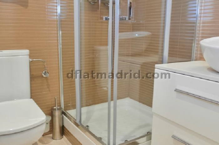 Spacious Apartment in Chamartin of 3 Bedrooms #1321 in Madrid