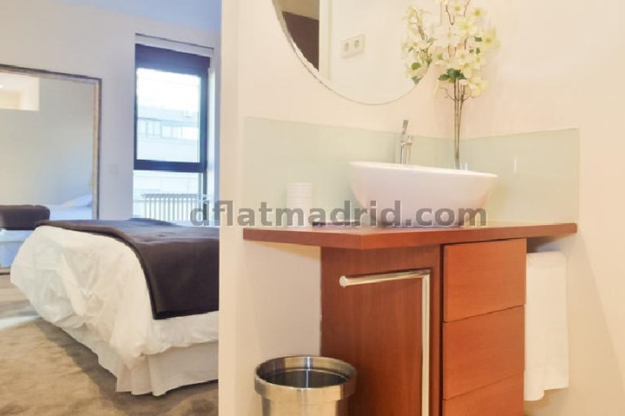 Spacious Apartment in Chamartin of 3 Bedrooms #1321 in Madrid