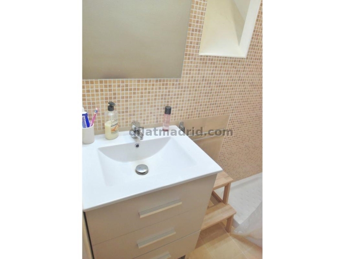 Apartamento Luminoso en Chamartin de 2 Dormitorios #1360 en Madrid