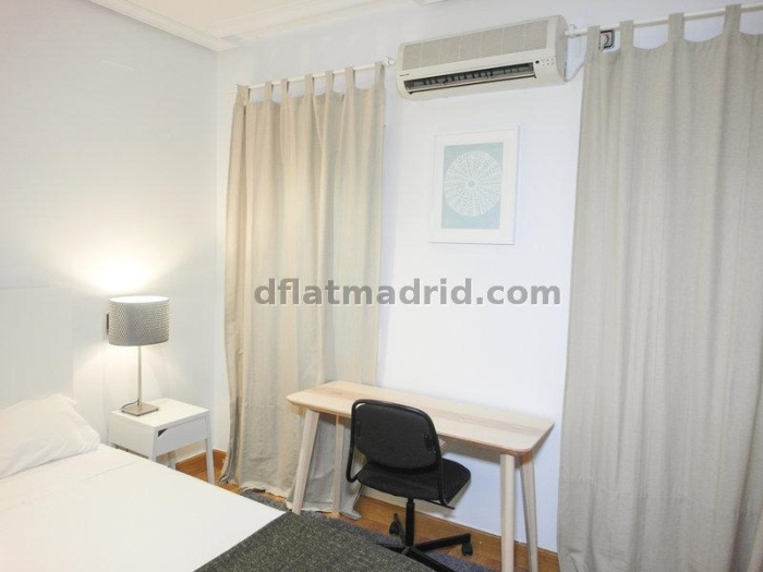Quiet Apartment in Chamartin of 2 Bedrooms #1537 in Madrid