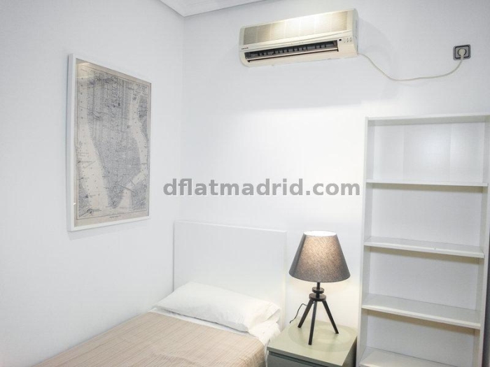Quiet Apartment in Chamartin of 2 Bedrooms #1537 in Madrid