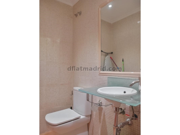 Spacious Apartment in Chamartin of 2 Bedrooms #1539 in Madrid