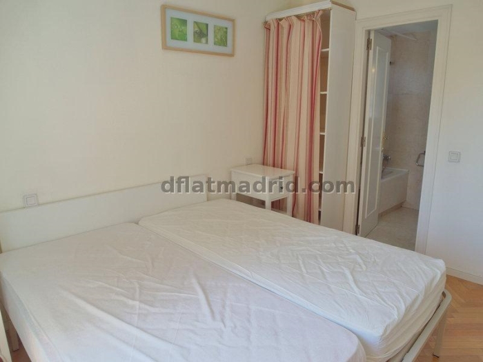 Apartamento Amplio en Hortaleza de 2 Dormitorios con terraza #1545 en Madrid