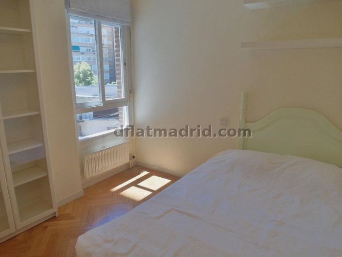 Apartamento Amplio en Hortaleza de 2 Dormitorios con terraza #1545 en Madrid