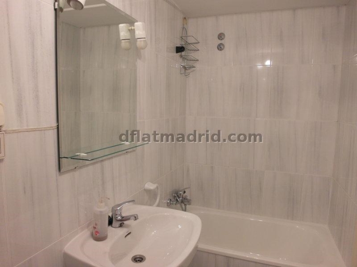 Apartamento Amplio en Hortaleza de 2 Dormitorios con terraza #1545 en Madrid