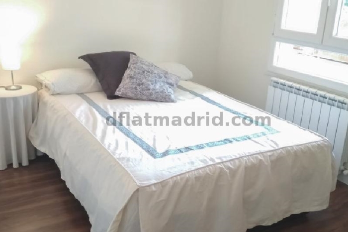 Apartamento Amplio en Hortaleza de 2 Dormitorios con terraza #1704 en Madrid