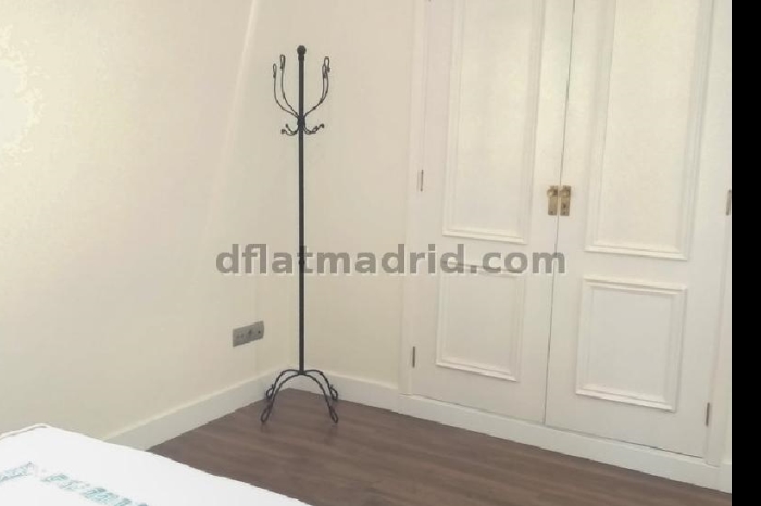 Apartamento Amplio en Hortaleza de 2 Dormitorios con terraza #1704 en Madrid