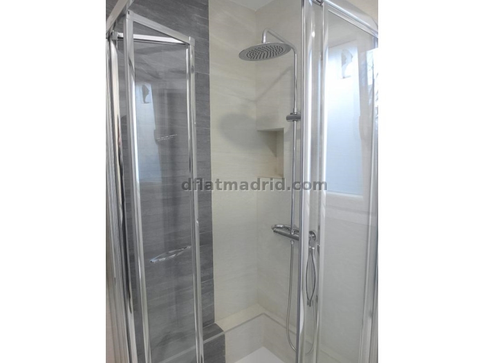 Apartamento Amplio en Hortaleza de 2 Dormitorios con terraza #1704 en Madrid