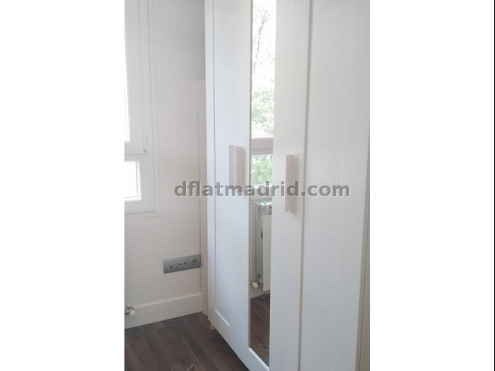 Apartamento Amplio en Hortaleza de 2 Dormitorios con terraza #1704 en Madrid