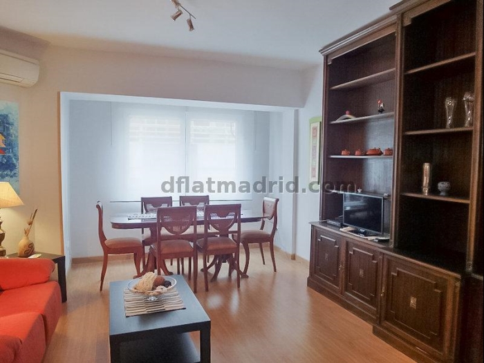 Apartamento Amplio en Chamartin de 3 Dormitorios #1709 en Madrid