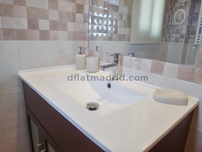 Apartamento Amplio en Chamartin de 3 Dormitorios #1709 en Madrid