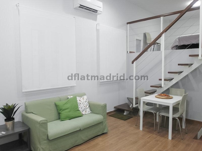 Apartamento Tranquilo en Centro de 1 Dormitorio #1712 en Madrid