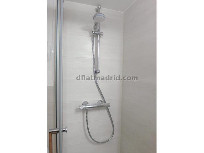 Apartamento Tranquilo en Centro de 1 Dormitorio #1712 en Madrid