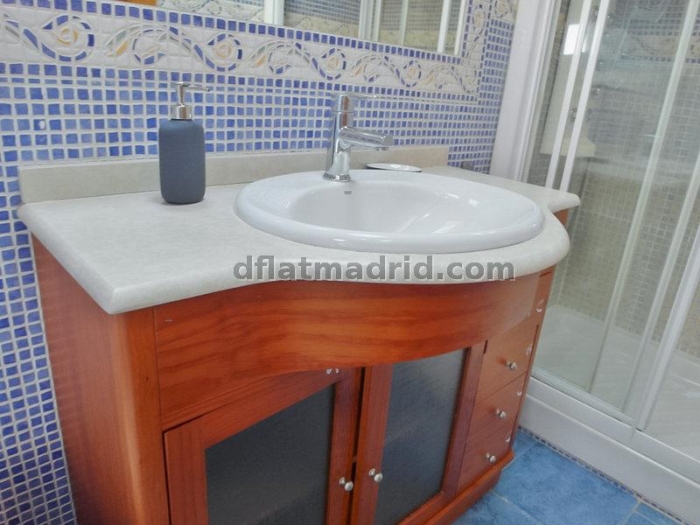 Spacious Apartment in Chamartin of 2 Bedrooms #1743 in Madrid